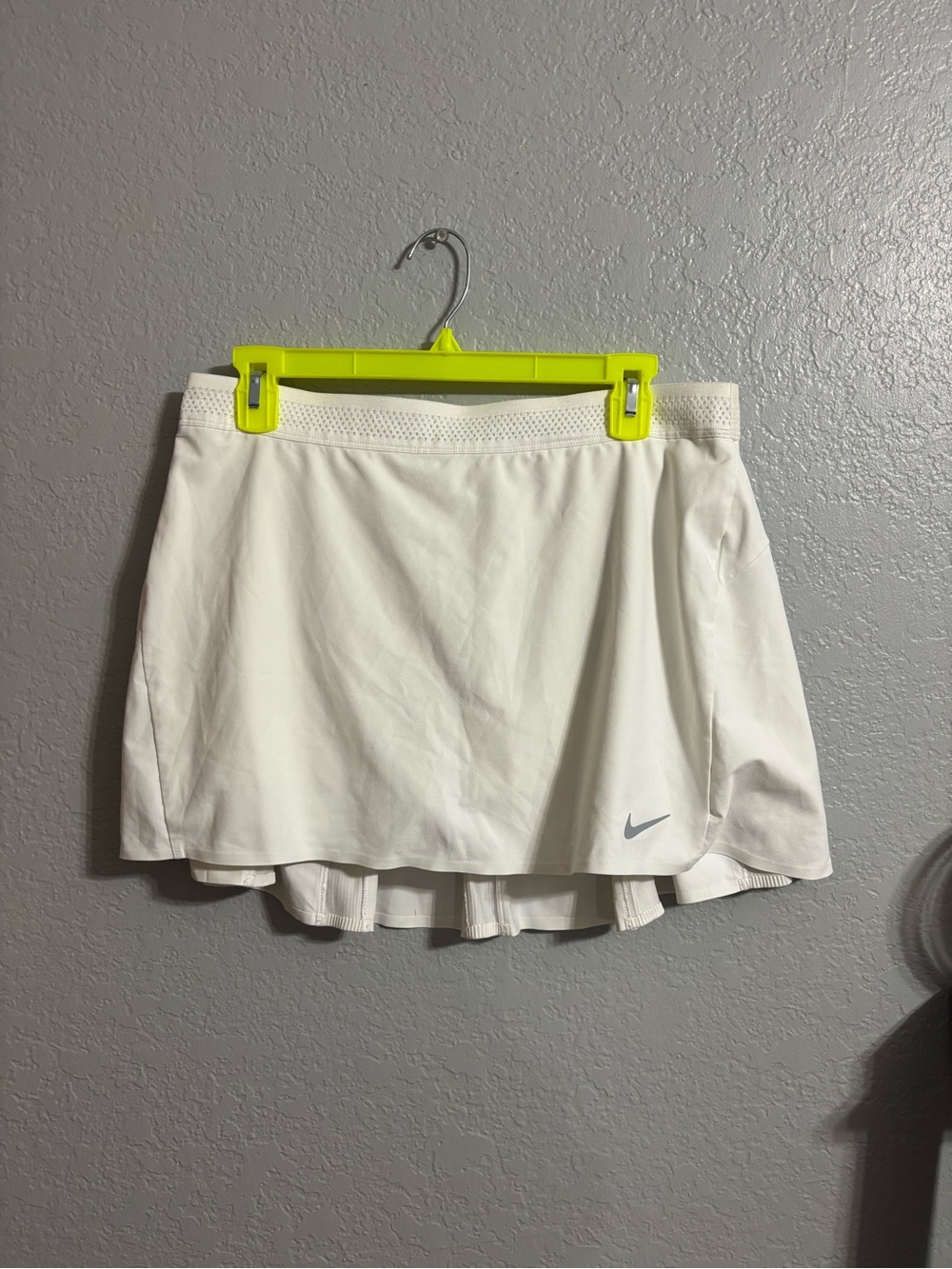 Nike White Dri-FIT Athletic Skirt with Vent Panel